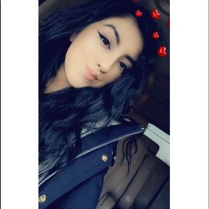 Meet your Posher, Karina